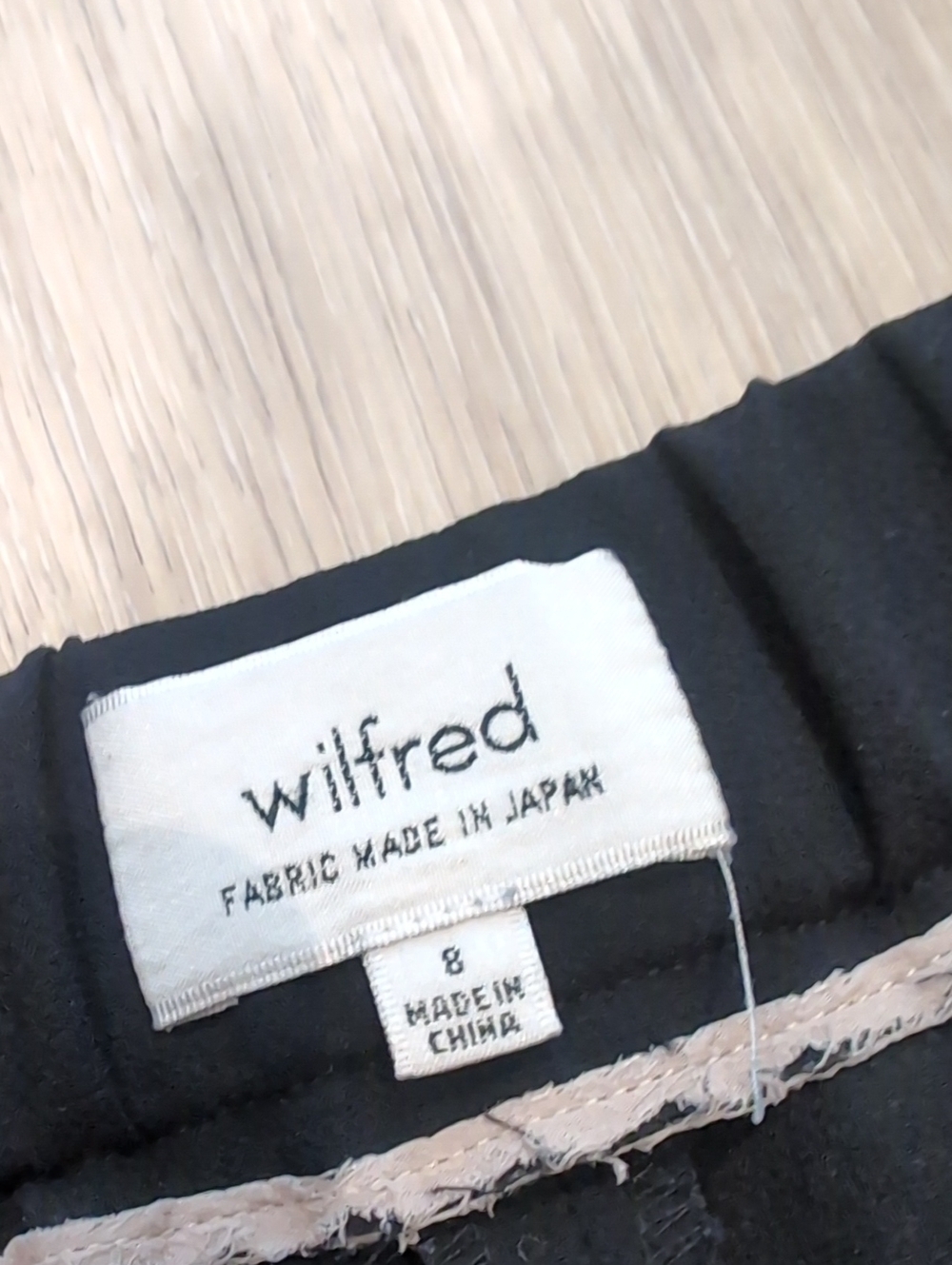Aritzia Black High Rise Tapered Trousers - Picture 4 of 9